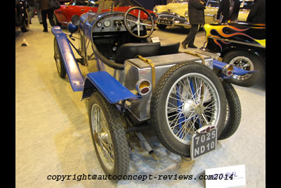             301 - 1923 Amilcar CC two seats sport car. Sold 25 032 €